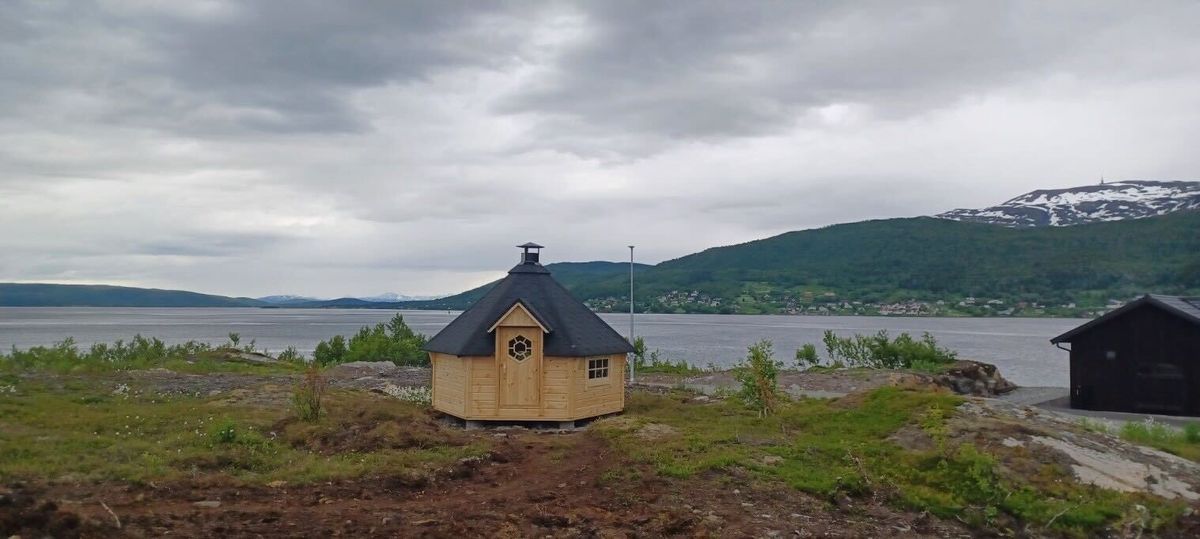 Grillhytte Royal 10 - Ret væg